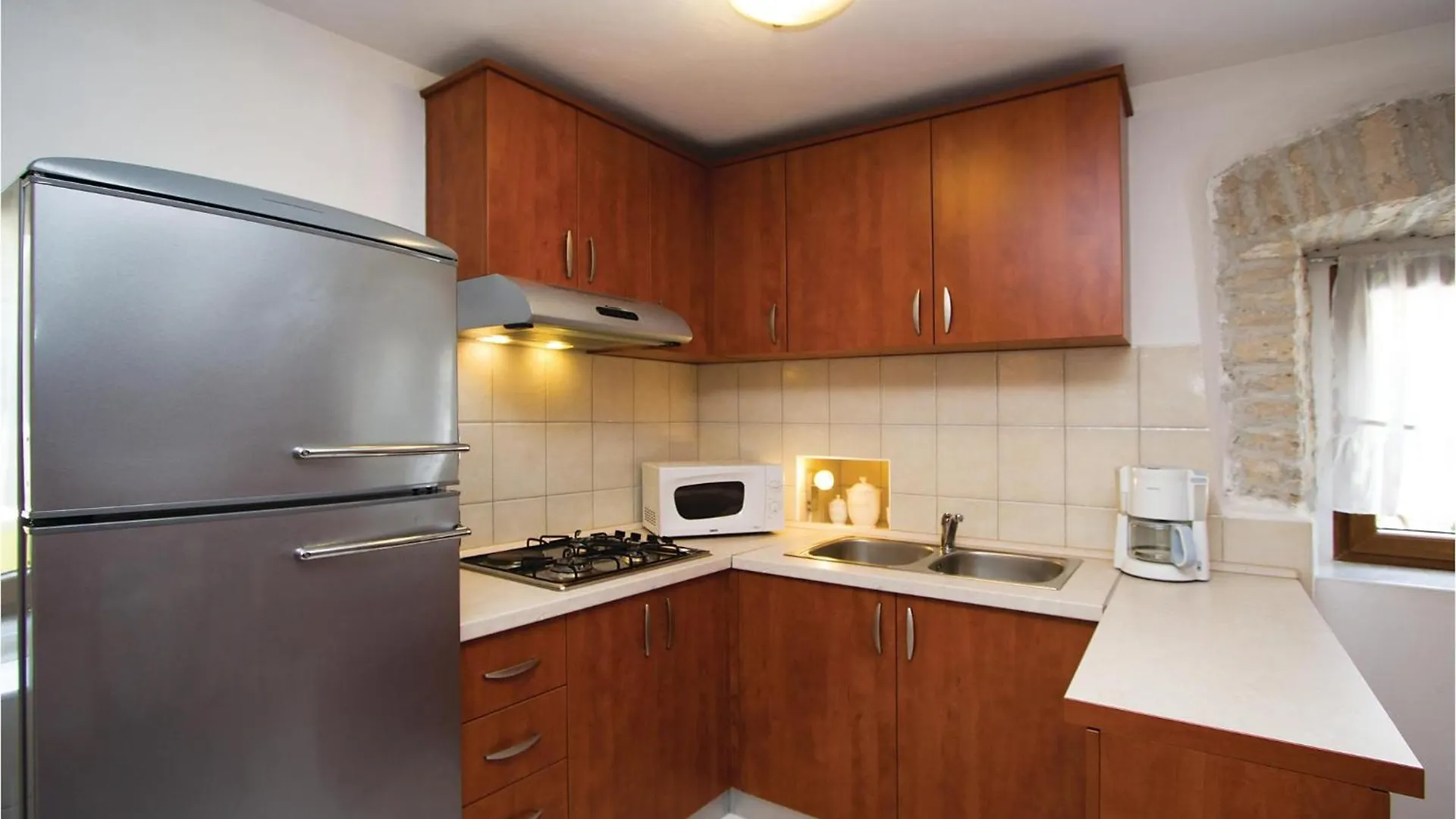 Gorgeous Home In Belavici With Kitchen Hreljići Kroatië