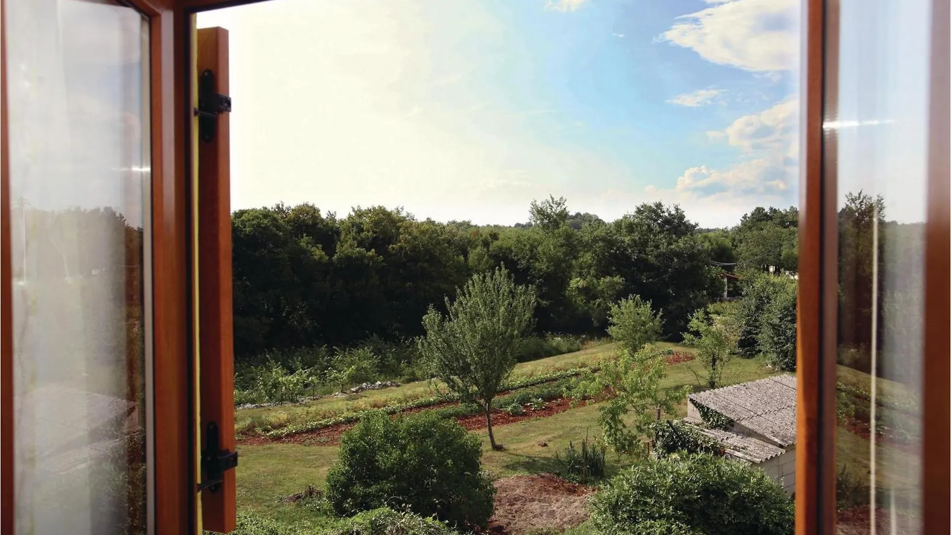 Gorgeous Home In Belavici With Kitchen Hreljici